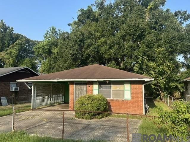 Property Photo: 9787 Avenue J LA 70807
