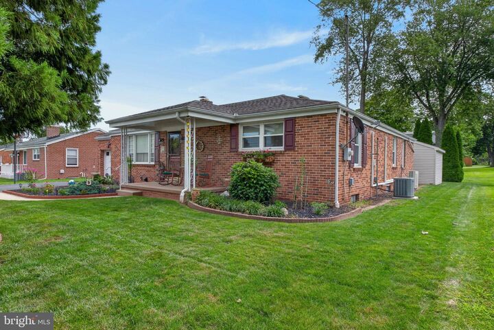 Property Photo:  2274 Maple Road  PA 17408 