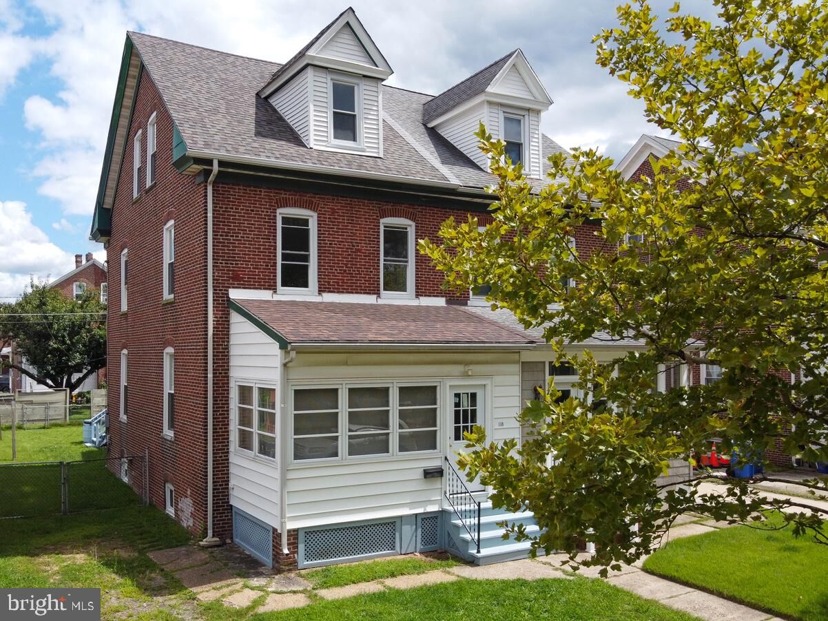 Property Photo: 118 6th Avenue NJ 08554