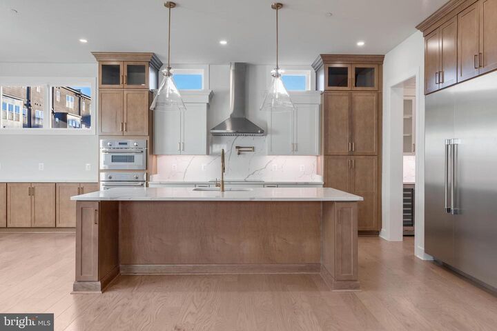 Property Photo:  5024 Strathmore Avenue  MD 20895 