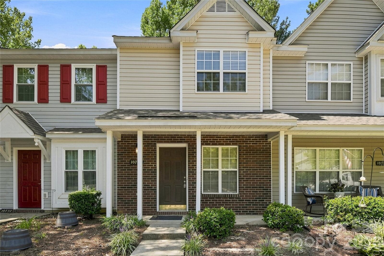Property Photo: 10728 Holly Ridge Boulevard NC 28216