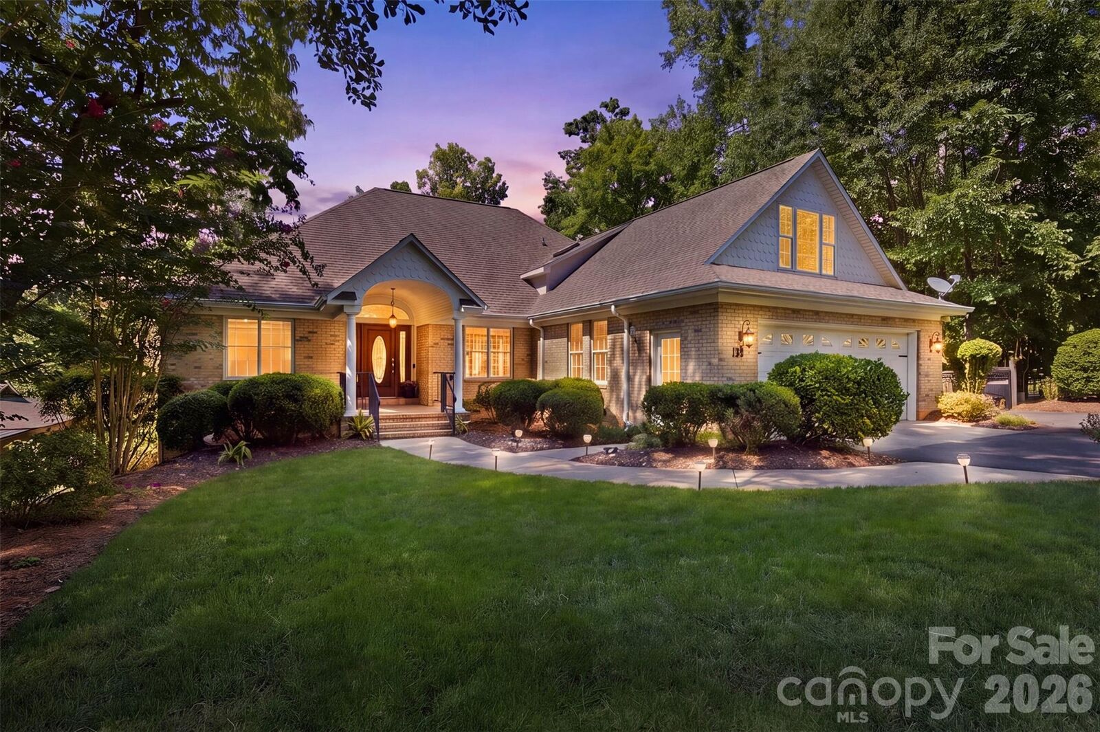 Property Photo: 116 Canoe Court NC 27306