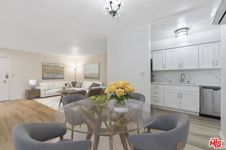Property Photo: 4255 W 5th St, Unit 209 CA 90020