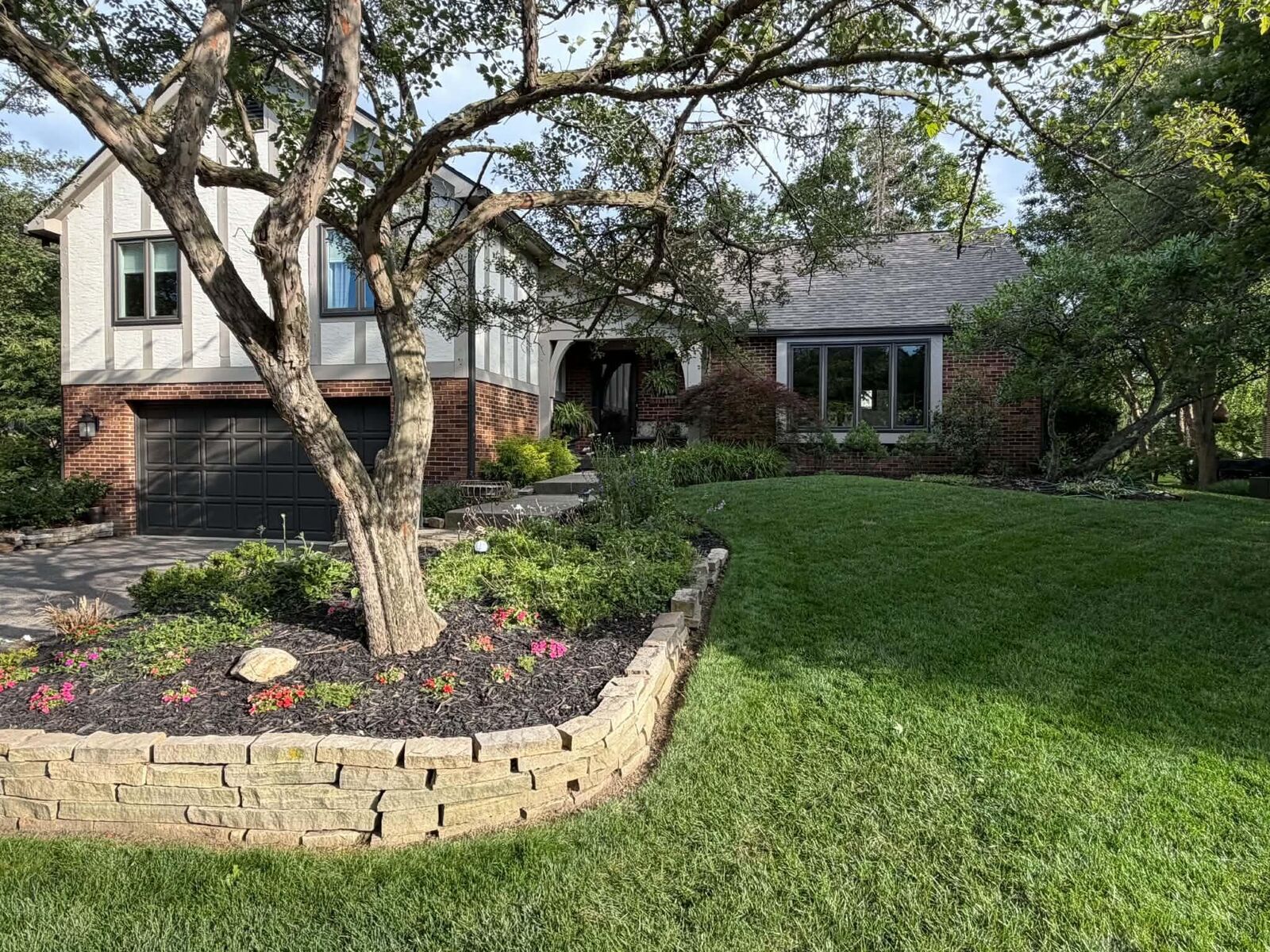 Property Photo:  8627 Gairloch Court  OH 43017 