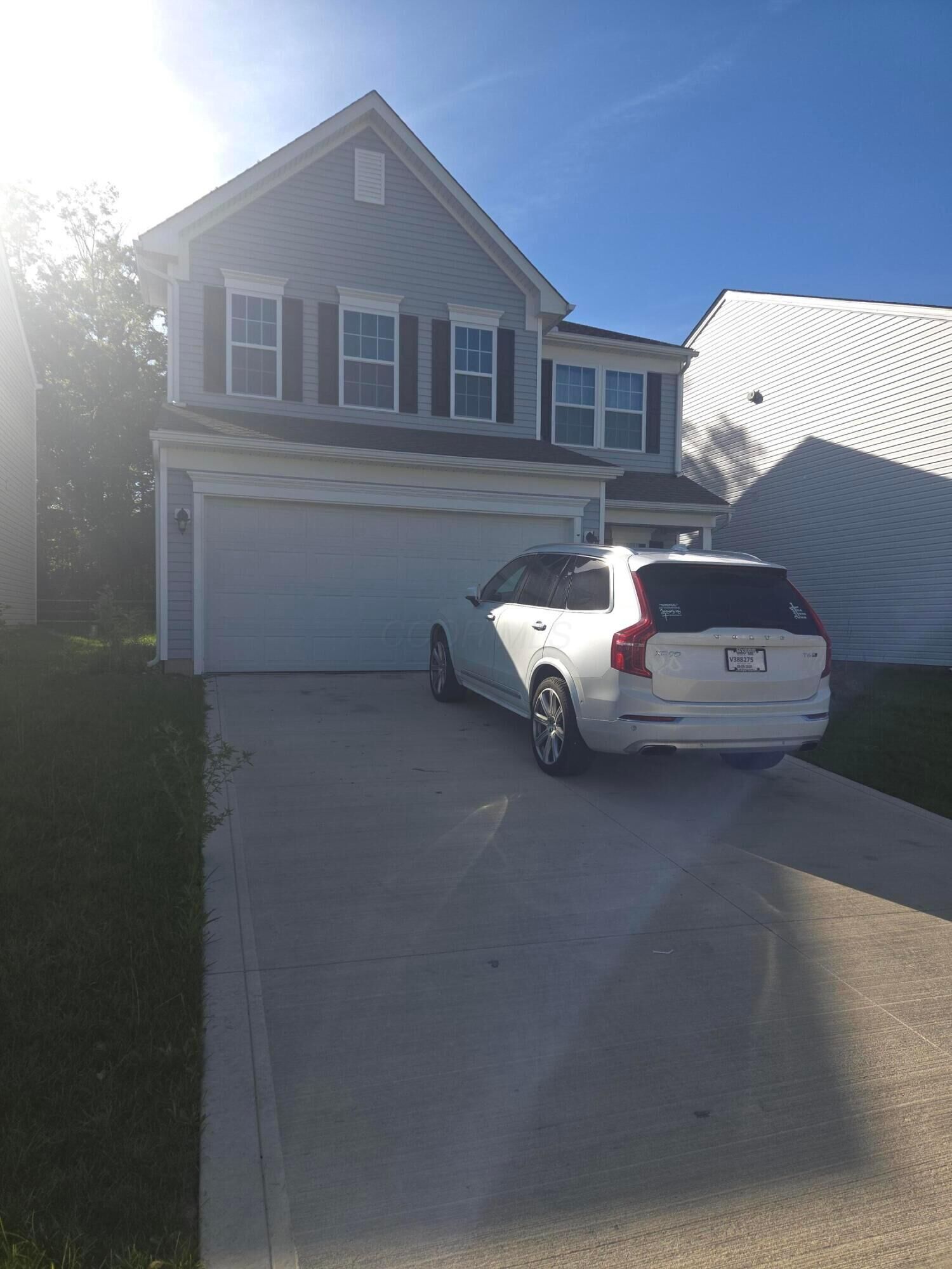 Property Photo: 2803 Horsham Drive OH 43123