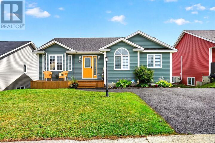 86 Hollyberry Drive — photo 1
