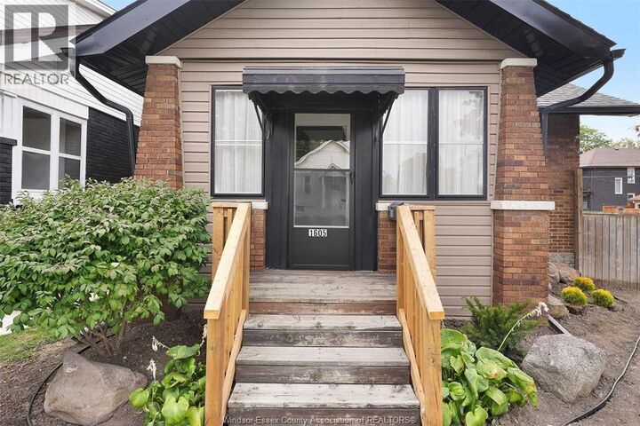 Property Photo:  1605 Dougall Avenue Upper  ON N8X 1S4 