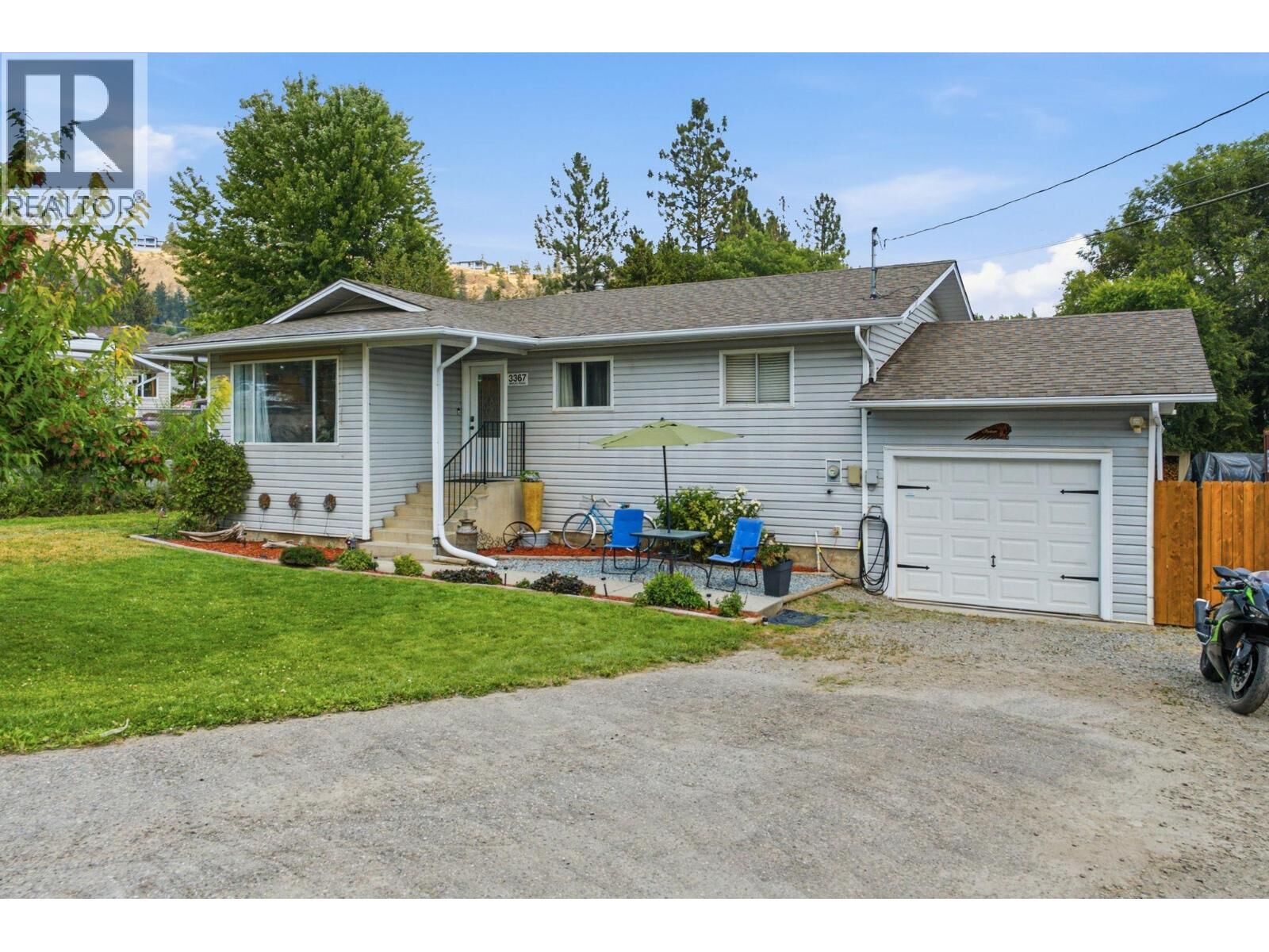 Property Photo:  3367 Wolfe Road  BC V4T 2H4 