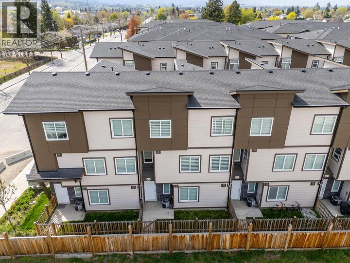 Property Photo:  1354 Rutland Road North 2  BC V1X 4Z3 