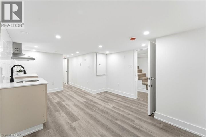 Property Photo: 968 Main Street East Lower ON L8M 1M8