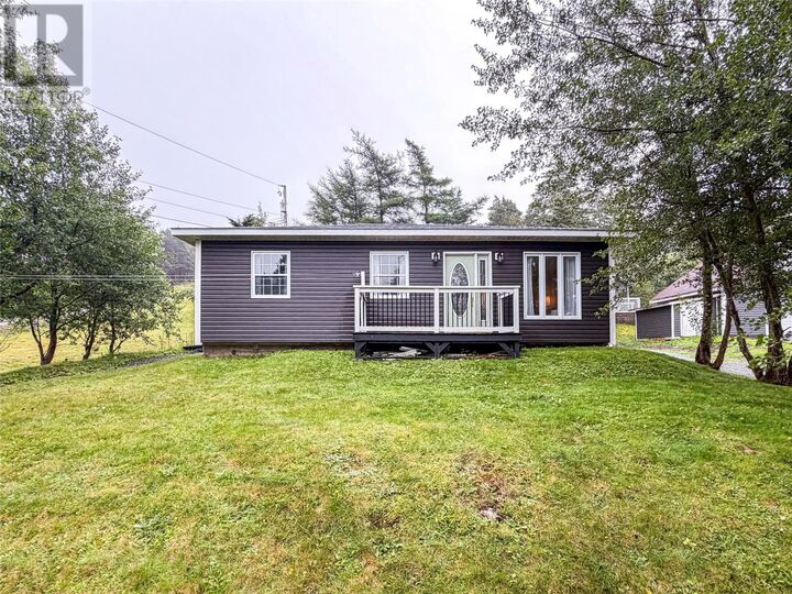 Property Photo: 197 Creston Boulevard NL A0E 2M0
