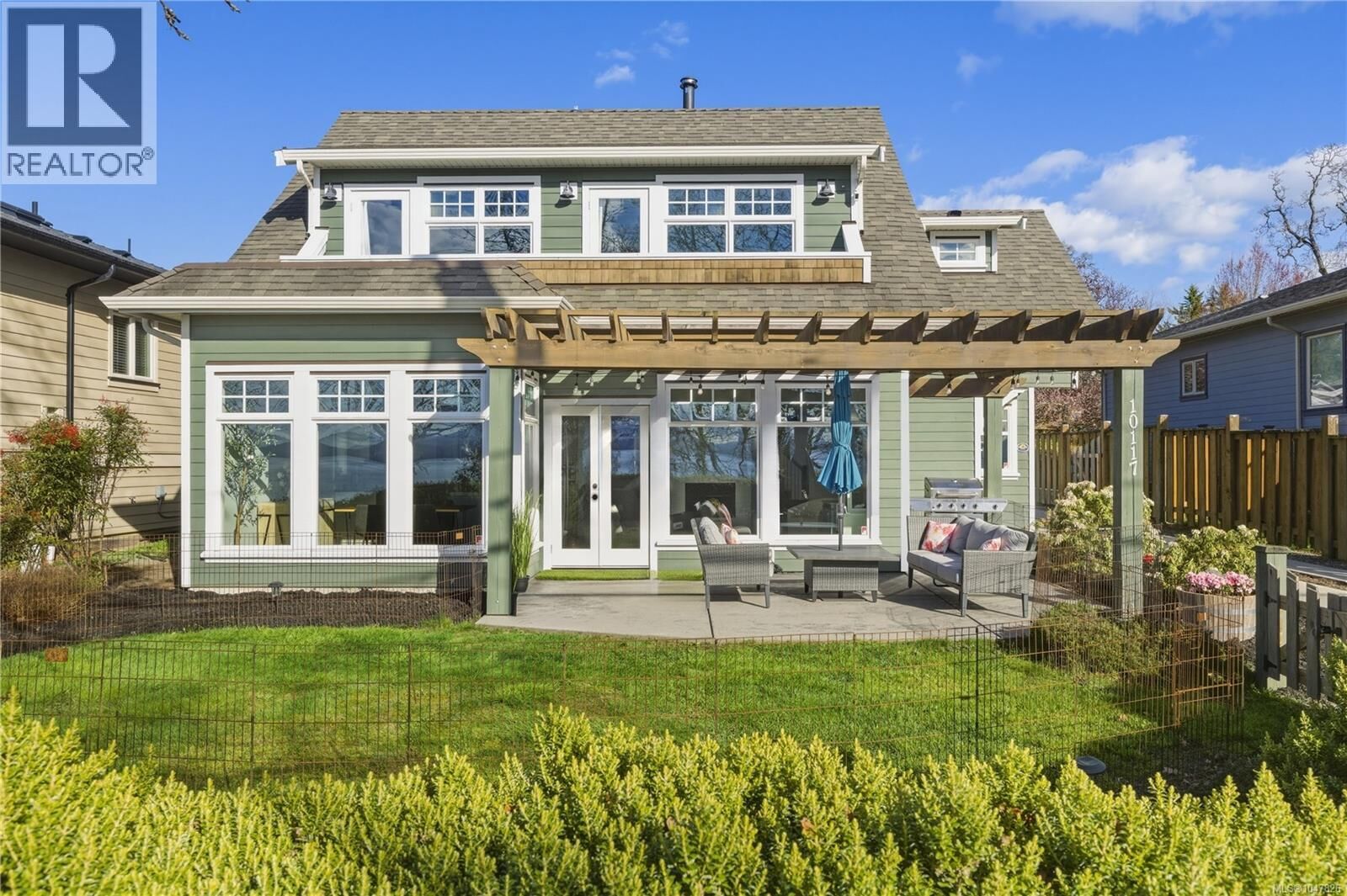 Property Photo: 10117 West Saanich Road BC V8L 5T6