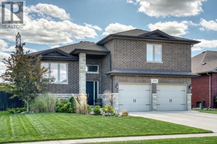 Photo de la propriété:  375 Piroli Crescent  ON N8L 0R8 