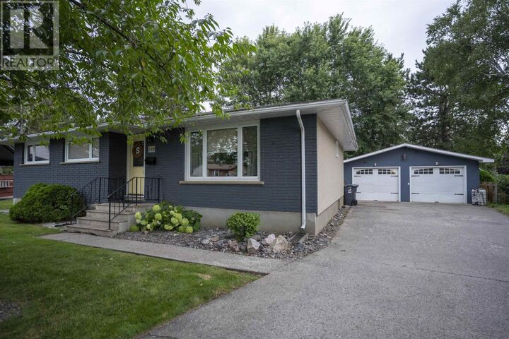600 Ashdale Pl — photo 1