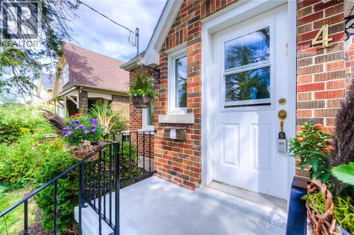 Property Photo:  4 Dunbar Road North  ON N2L 2C7 