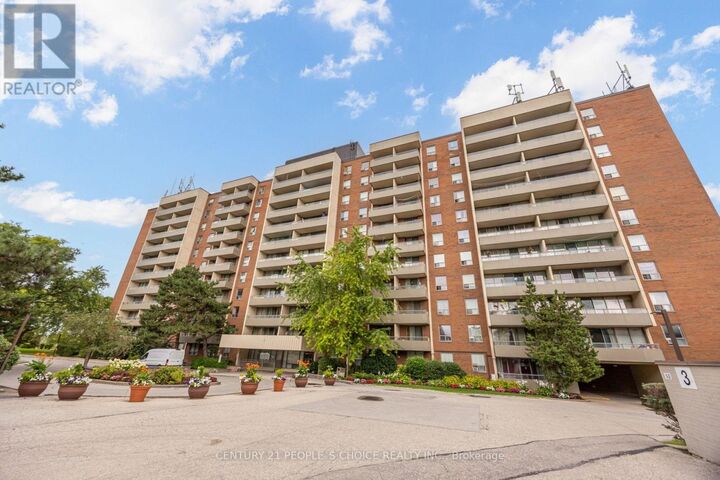 Property Photo: 1 Four Winds Drive 207 ON M3J 2T1