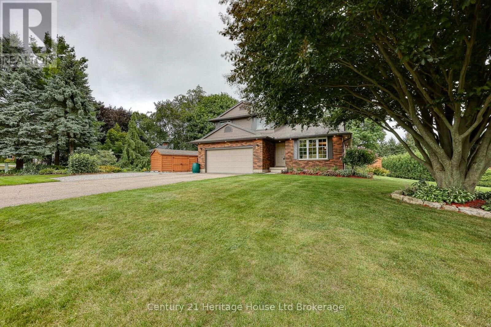 Property Photo: 81 Glenn Avenue North ON N4S 7V6