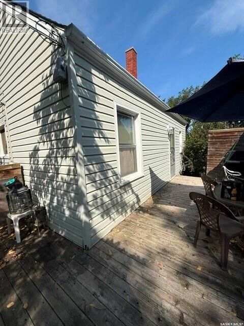 Property Photo: 3739 Normandy Avenue SK S4S 0Y1