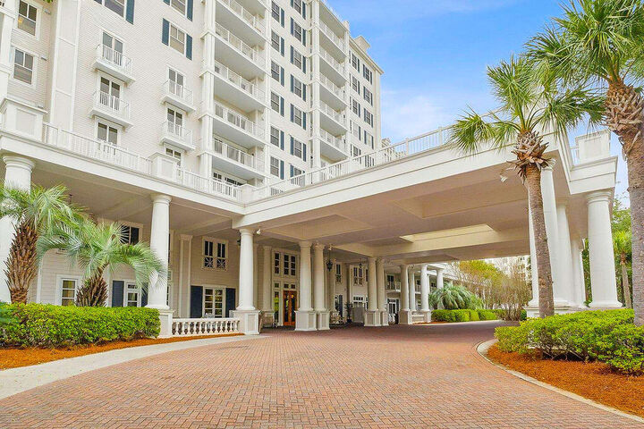 Property Photo:  9500 Grand Sandestin Boulevard Unit 2206  FL 32550 