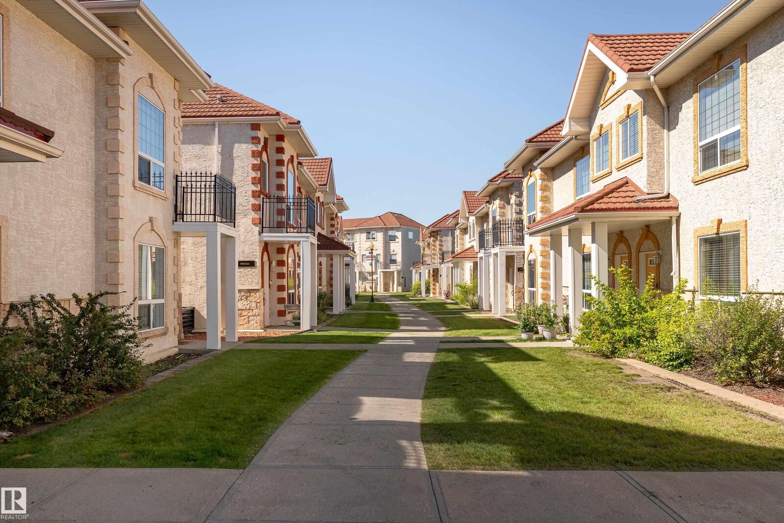 Property Photo:  13825 155 Avenue NW 72  AB T6V 0B8 