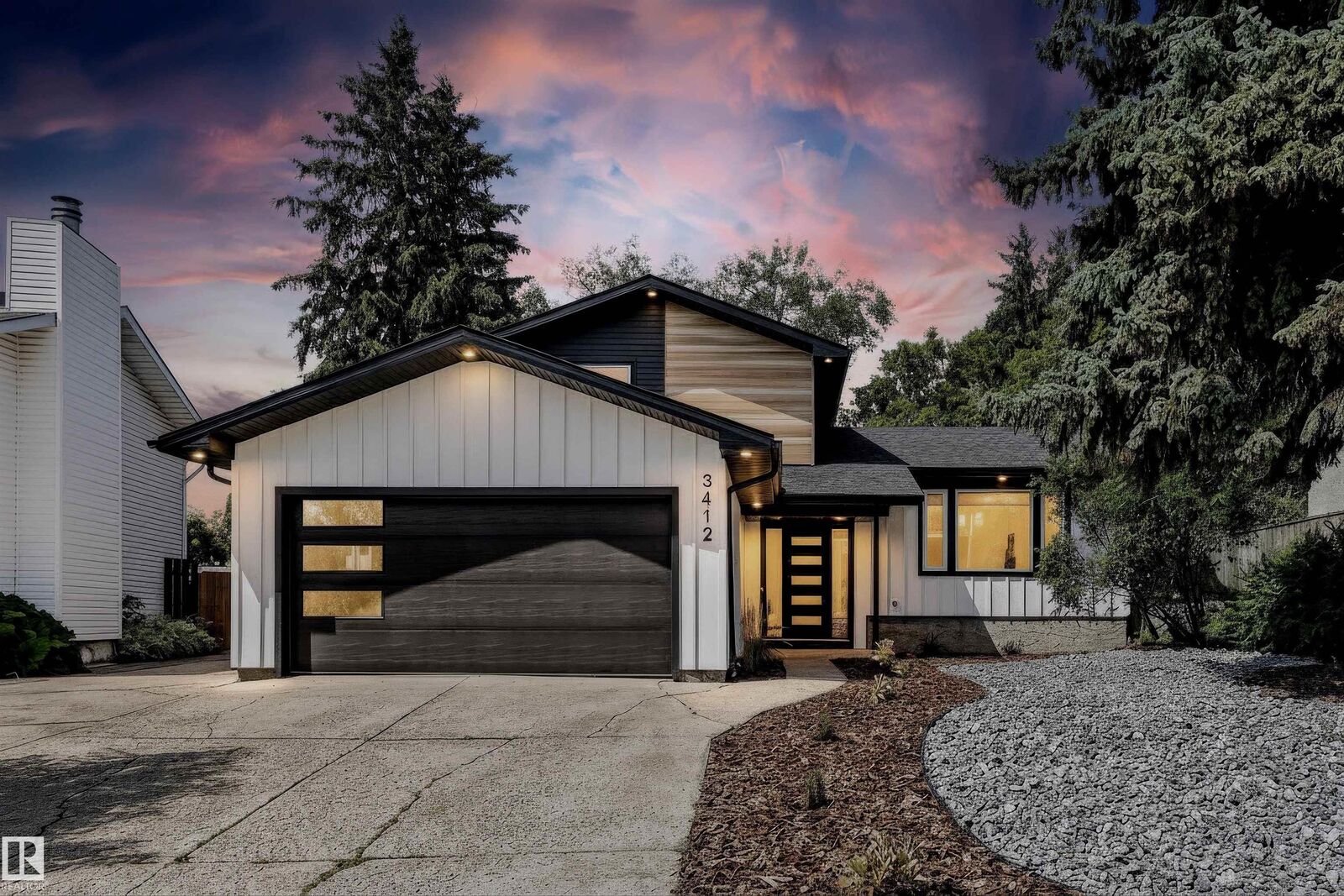 Property Photo: 3412 108 Street NW AB T6J 2V4