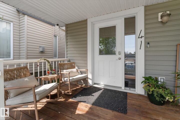 Property Photo: 41 Spruce Village Dr AB T7X 0H1