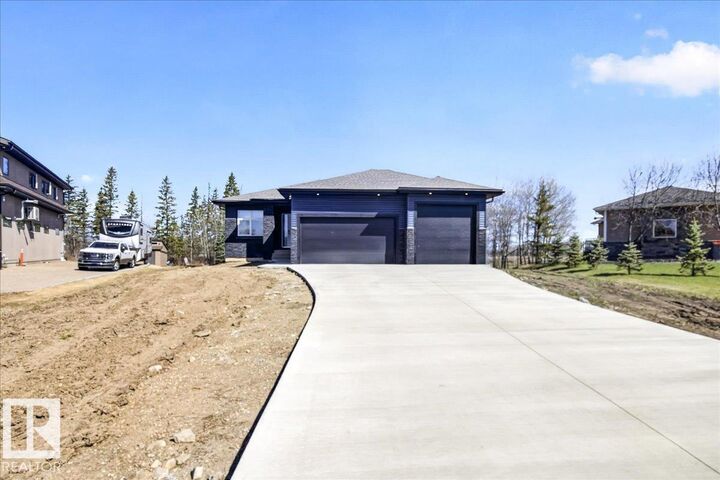 Property Photo: 31 26328 Township Road 532A AB T7X 4M1