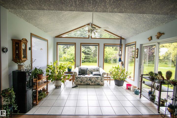 Property Photo:  59024 Rng Rd 472  AB T0A 1A0 