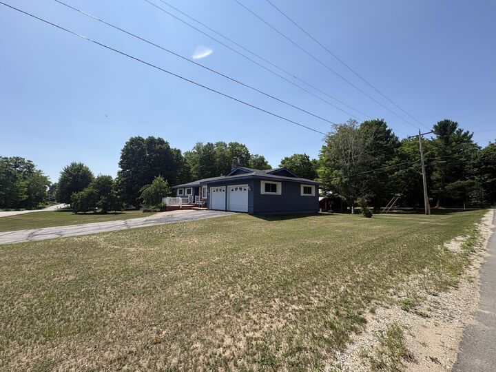 Property Photo:  N6846 Elm St  MI 49827 