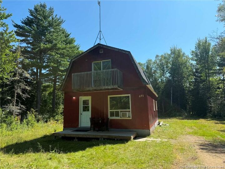 691 Williamstown Road — photo 1