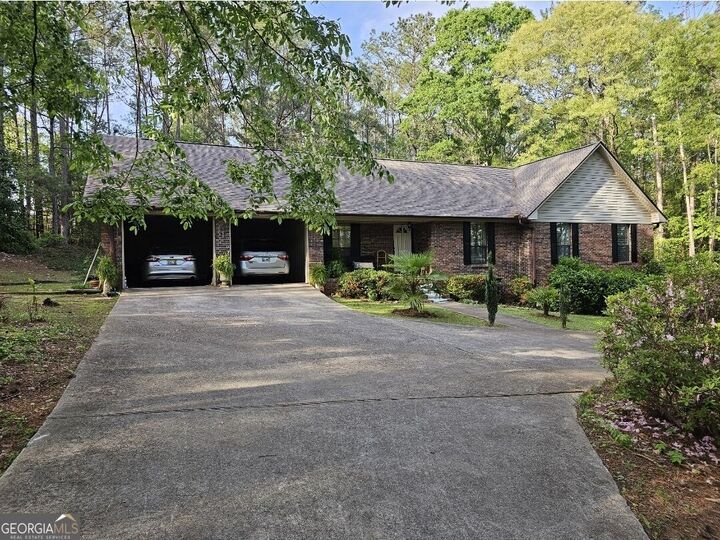 Property Photo: 3534 15th Ave AL 36854