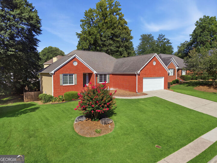 Property Photo:  1424 Oak Bend Way  GA 30045 