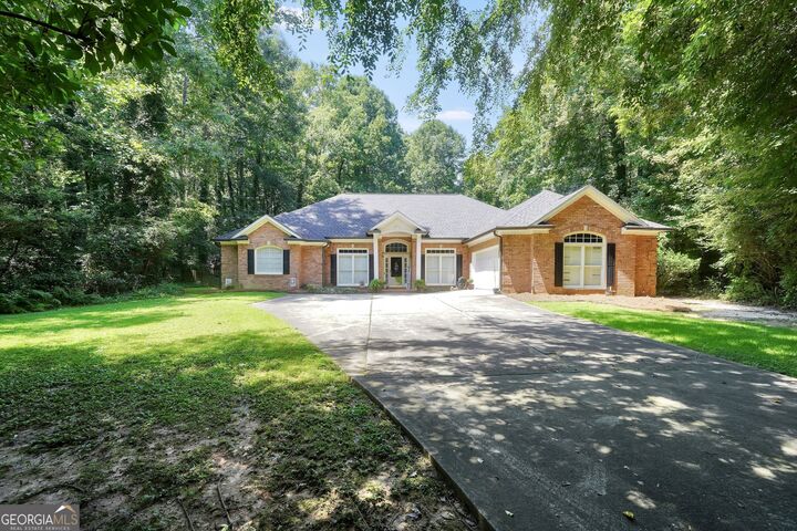 Property Photo:  2434 Creekside Trace  GA 30236 