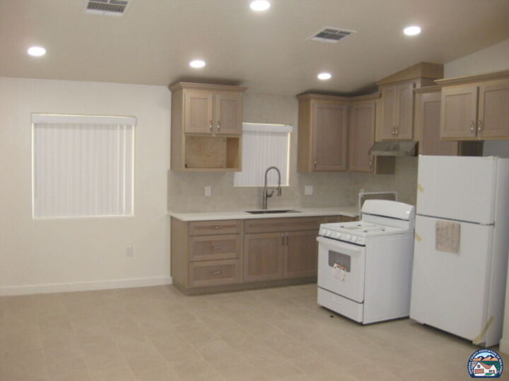 Property Photo:  311 S E 103  CA 92251 