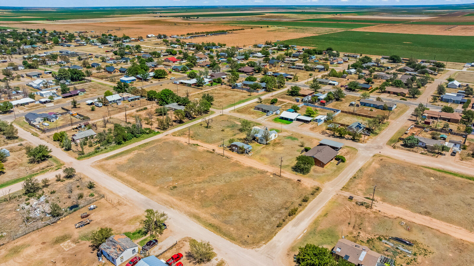 Property Photo:  620 Avenue L  TX 79357 