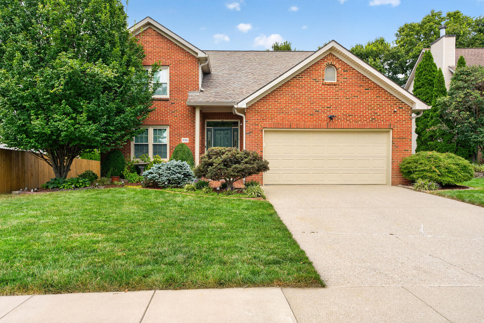 Property Photo:  959 Forest Lake Drive  KY 40515 