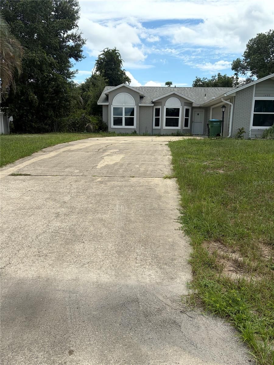 Property Photo: 1499 Courtland Boulevard FL 32738