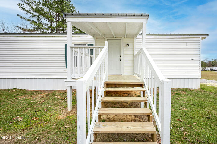 Property Photo:  144 Katie Eubanks Road  MS 39452 