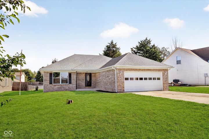 Property Photo: 156 Patriots Landing IN 46128