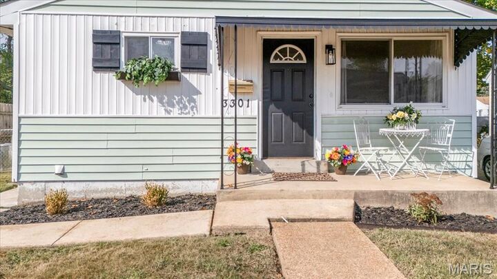 Property Photo:  3301 Suncrest Avenue  MO 63114 