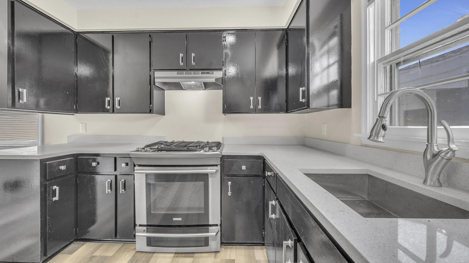 Property Photo:  1209 N 28th St  WI 53081 