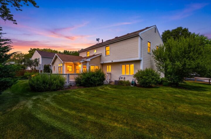 Property Photo:  2297 Pontiac Circle  IL 60565 