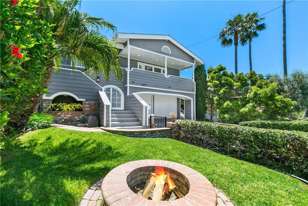 Property Photo: 127 West Avenida De Los Lobos Marinos CA 92672