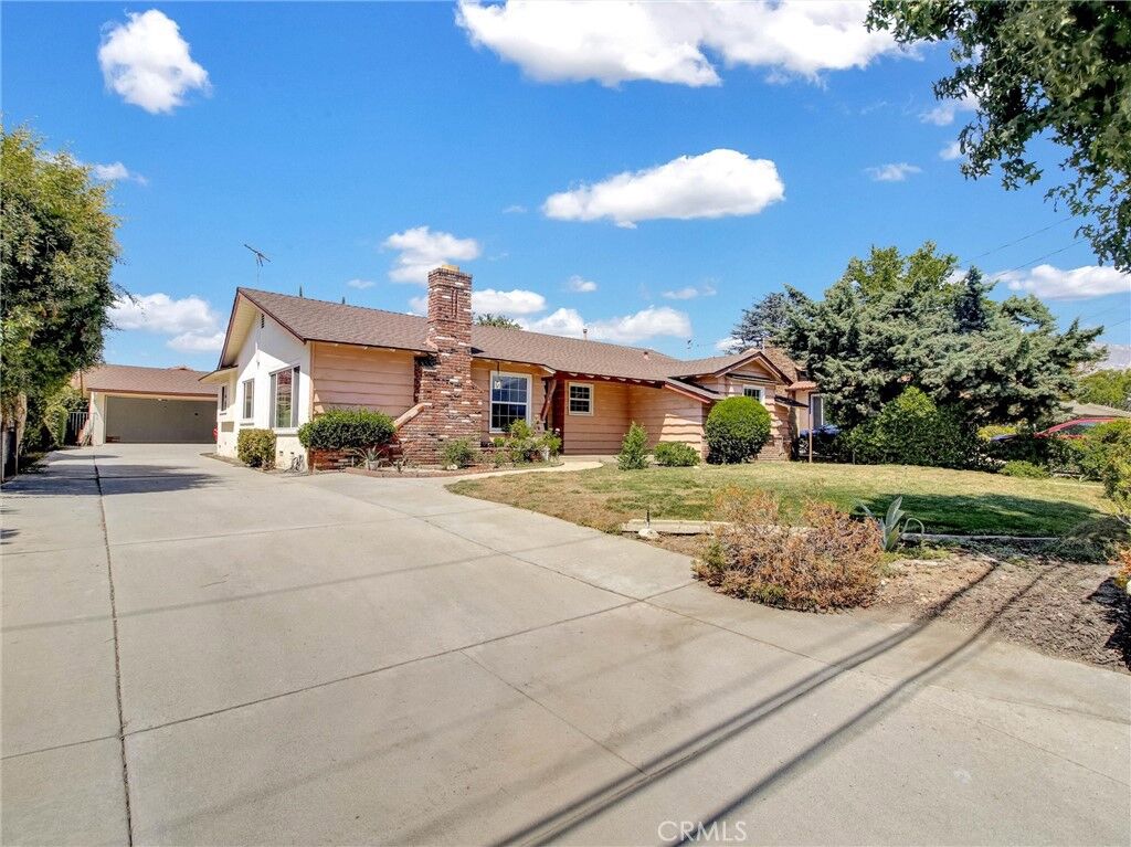 Property Photo: 1101 S 5th CA 91006