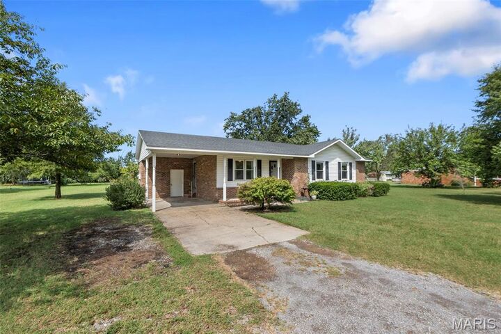 Property Photo: 206 Bohannon Street MO 63801