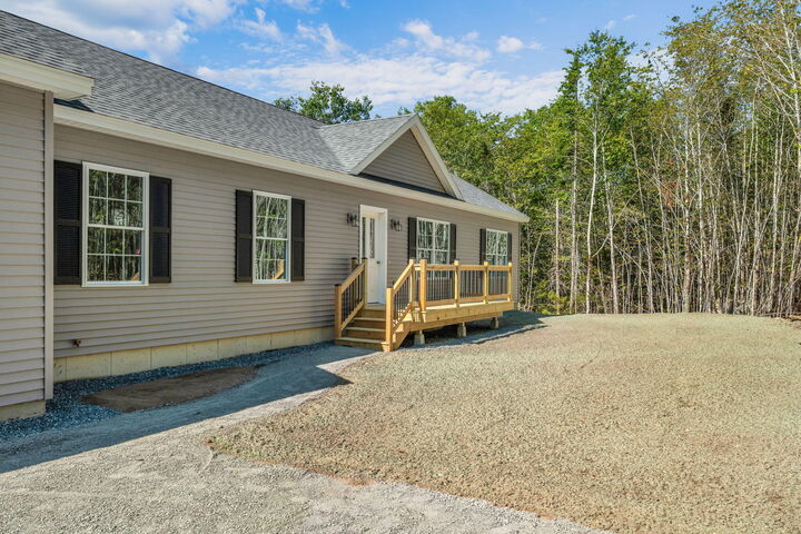 Property Photo:  14 Manhattan Way  ME 04605 