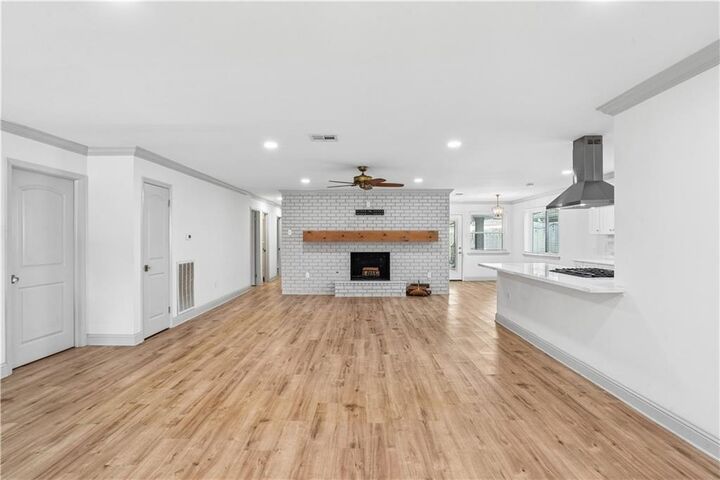 Property Photo:  1628 Field Avenue  LA 70001 