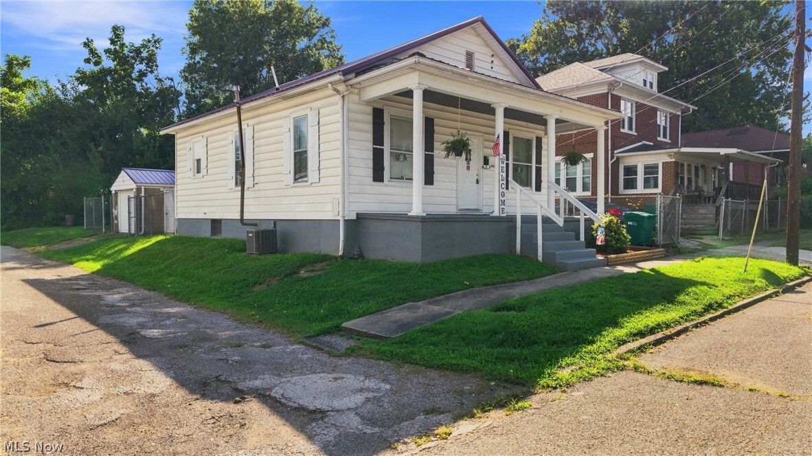 Property Photo: 1008 Tefft Street WV 26101