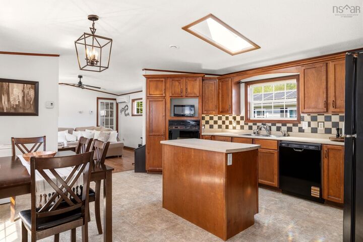 Property Photo: 276 Circle Drive NS B3E 1C1