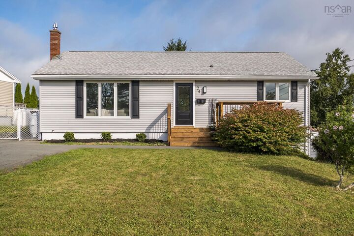 24 Gander Avenue — photo 1
